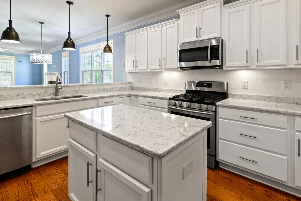 Filth & Squalor Cleanup in Mount Plymouth, FL
